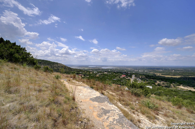 Image 5 of 13 For 1081 Eagle Point