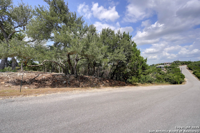 Image 9 of 13 For 1081 Eagle Point