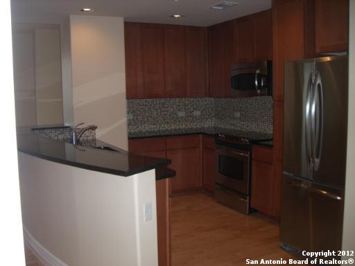 Image 10 of 25 For 215 Center 1506