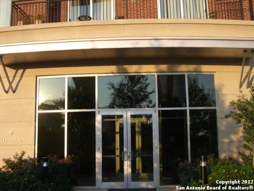 Image 3 of 25 For 215 Center 1506