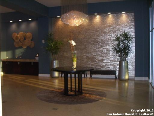 Image 4 of 25 For 215 Center 1506