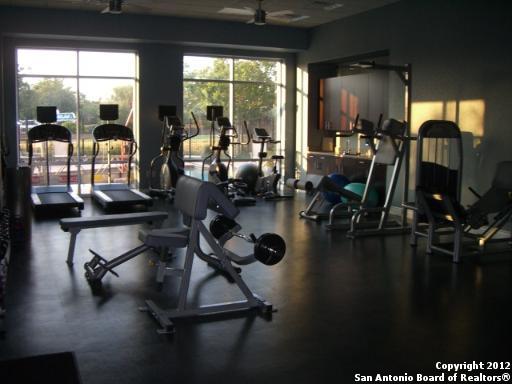 Image 7 of 25 For 215 Center 1506