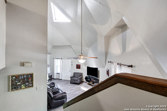 Image 22 of 32 For 1202 Flagstone Drive