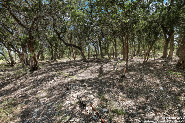 Image 32 of 32 For 1202 Flagstone Drive