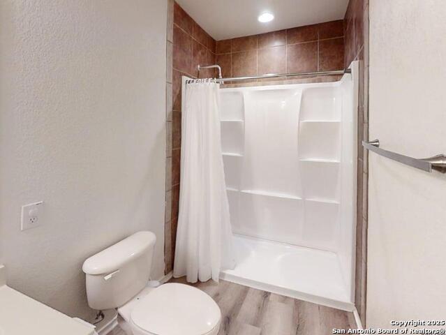 Image 10 of 13 For 3214 Carswell Bend