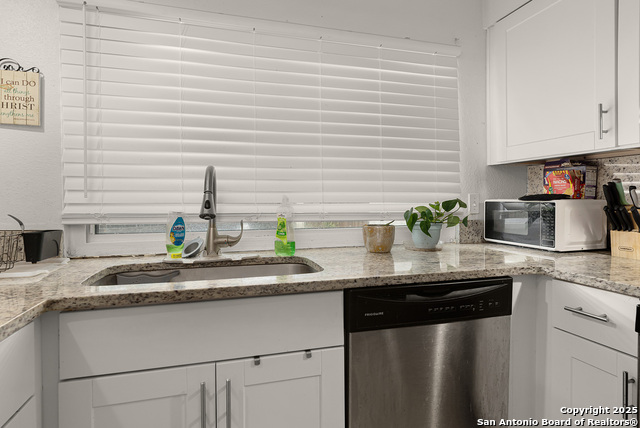 Image 10 of 13 For 6617 Spring Lark