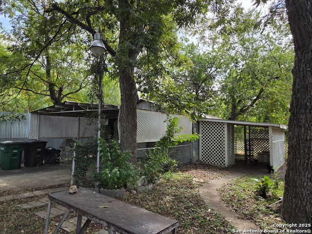 Image 33 of 34 For 238 Keller St