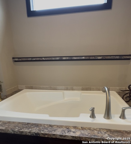 Image 18 of 27 For 165 Maravillas