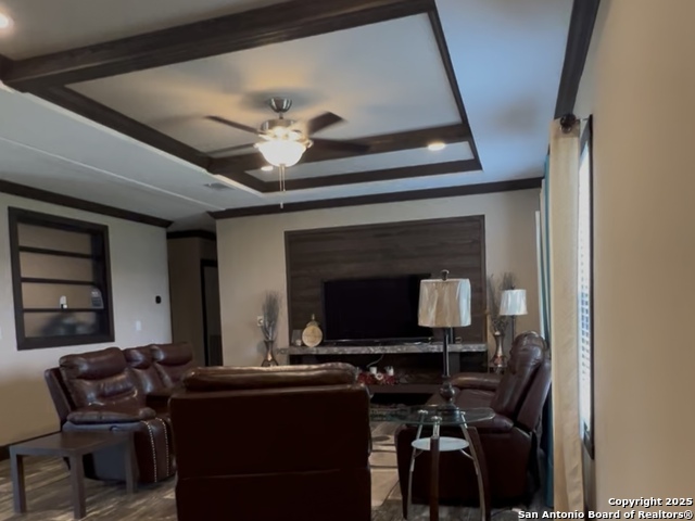 Image 3 of 27 For 165 Maravillas