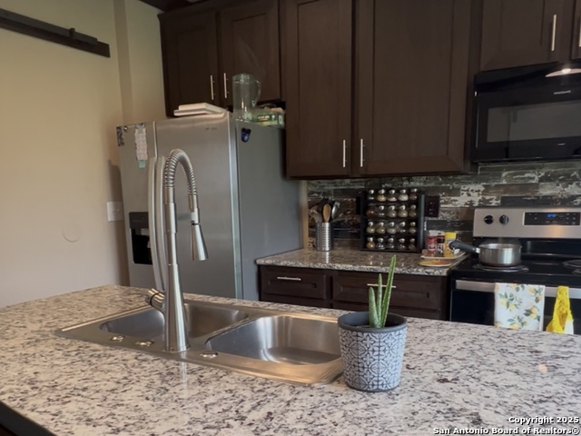 Image 9 of 27 For 165 Maravillas