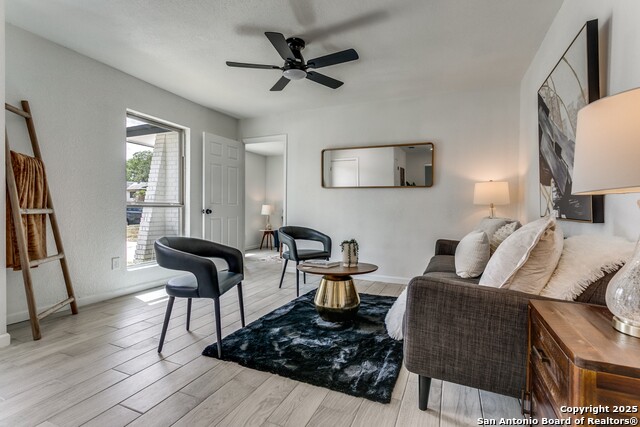 Image 8 of 21 For 4735 Guadalajara