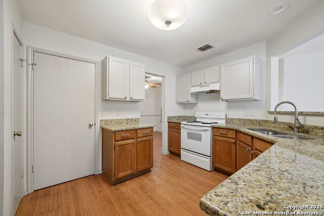 Image 10 of 22 For 7718 Dashwood