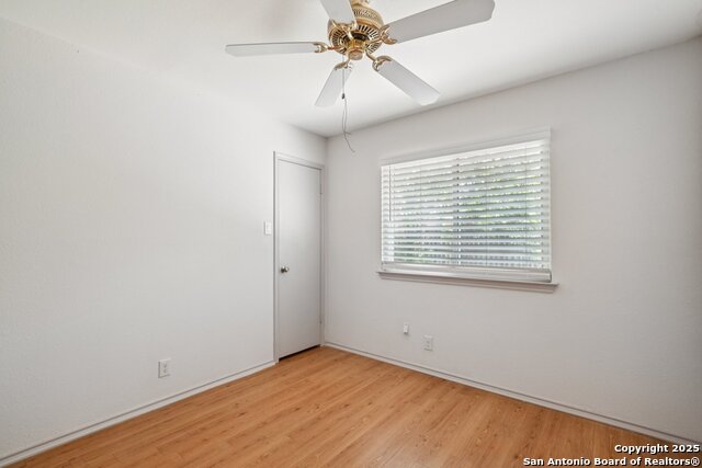 Image 17 of 22 For 7718 Dashwood