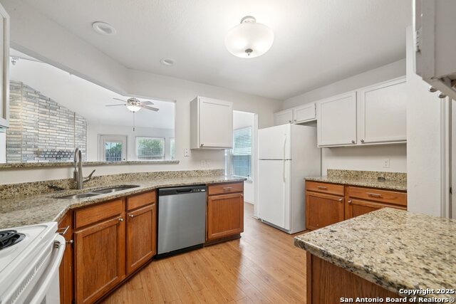 Image 8 of 22 For 7718 Dashwood