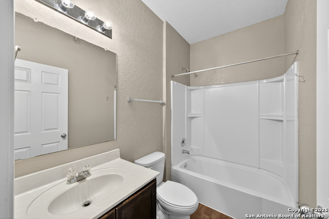 Image 13 of 28 For 474 Walnut Crest