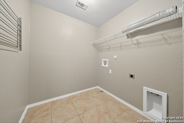 Image 24 of 28 For 474 Walnut Crest