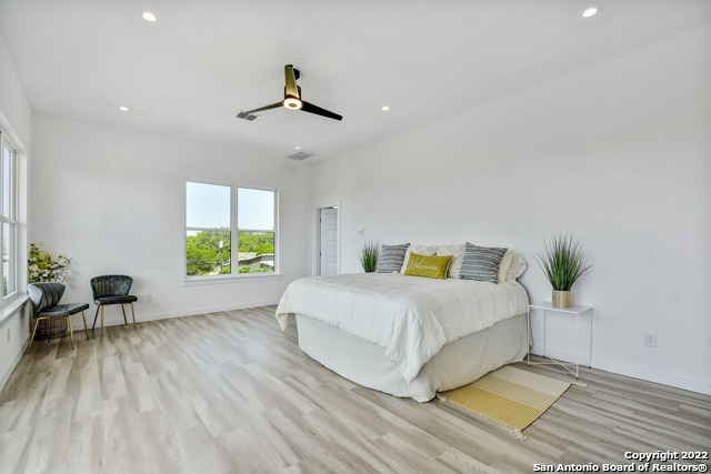 Image 9 of 32 For 675 Hummingbird Hill