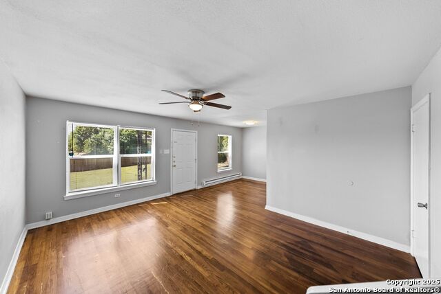 Image 10 of 27 For 241 Deerwood Dr