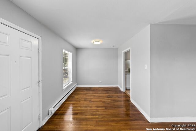 Image 12 of 27 For 241 Deerwood Dr