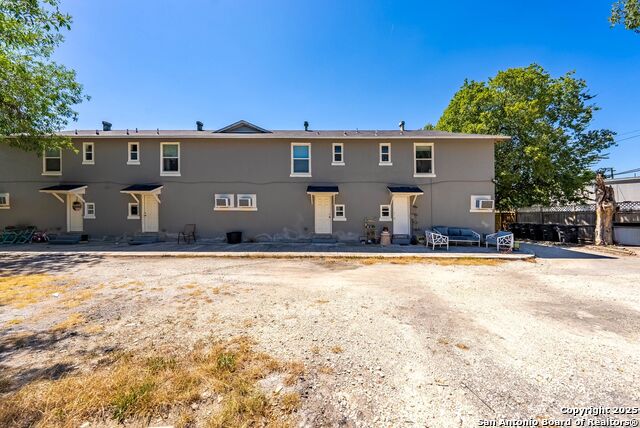 Image 22 of 27 For 241 Deerwood Dr