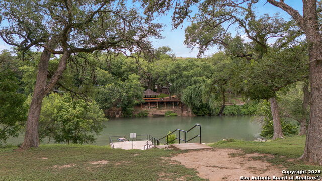 Listing photo id 40 for 169 Longwood