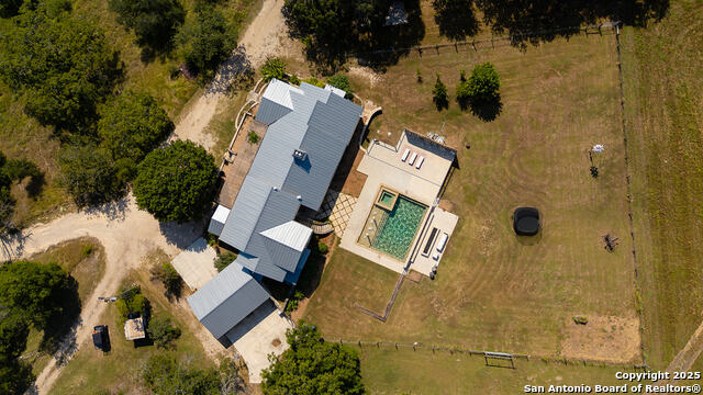 Image 14 of 59 For 3067 Ranch Road 1888