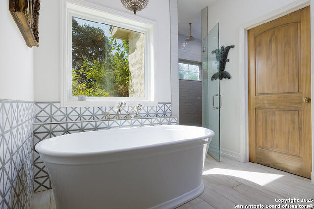 Image 24 of 59 For 3067 Ranch Road 1888