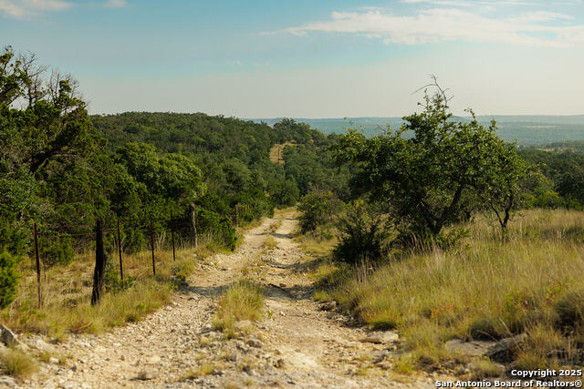 Image 42 of 59 For 3067 Ranch Road 1888
