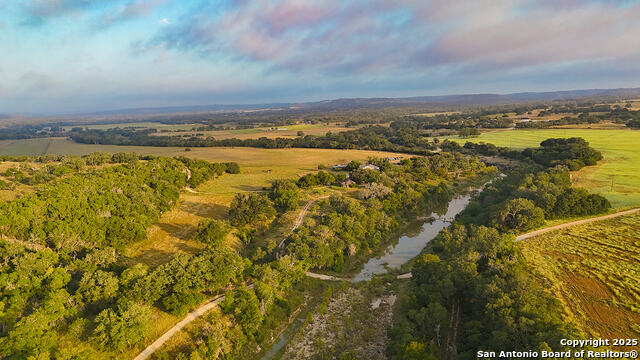 Image 7 of 59 For 3067 Ranch Road 1888