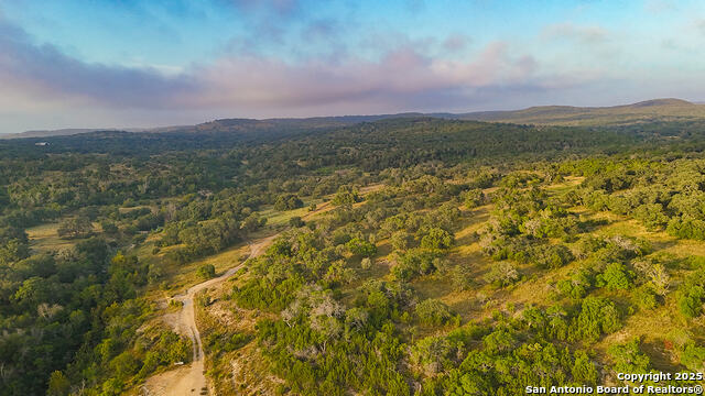 Image 8 of 59 For 3067 Ranch Road 1888