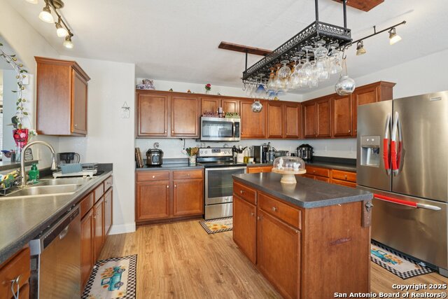 Image 12 of 37 For 11122 Fort Smith