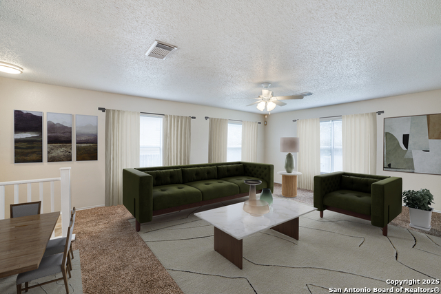 Listing photo id 2 for 4811 Joshua