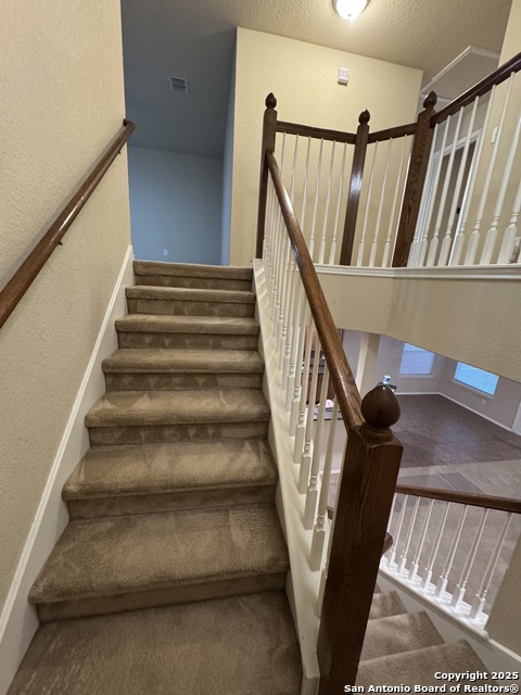 Image 11 of 43 For 556 Perch Mdw