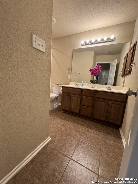 Image 28 of 43 For 556 Perch Mdw