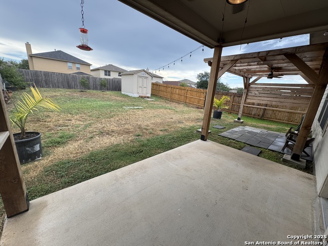 Image 30 of 43 For 556 Perch Mdw