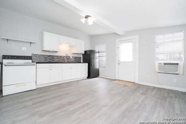 Image 6 of 21 For 434 Buckingham Ave  3