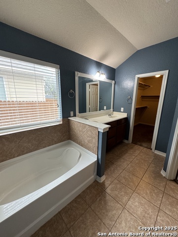 Image 9 of 16 For 11938 Nixon Point