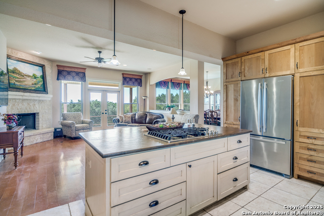 Image 11 of 39 For 203 Horseshoe Bend