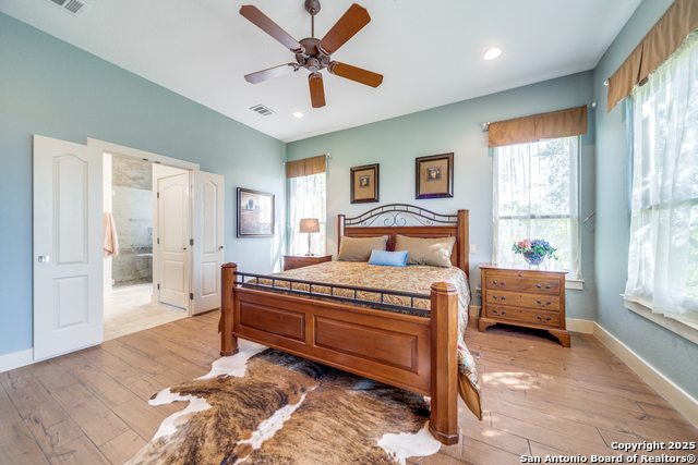 Image 19 of 39 For 203 Horseshoe Bend