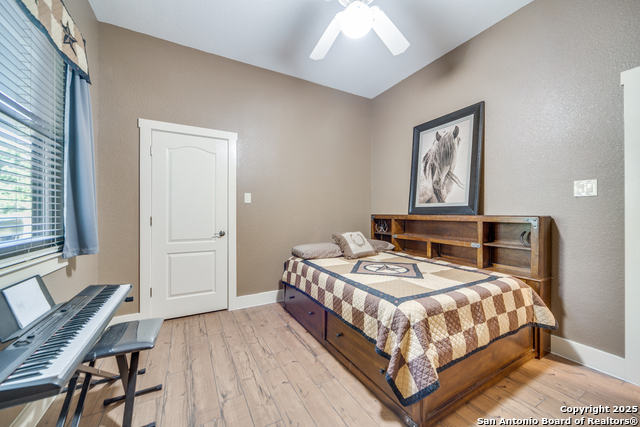 Image 24 of 39 For 203 Horseshoe Bend