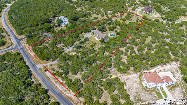 Image 37 of 39 For 203 Horseshoe Bend