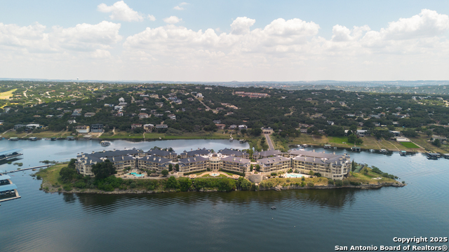 Listing photo id 0 for 3404 American  Apt 1201