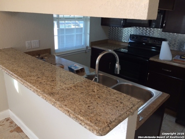 Image 3 of 14 For 11014 Belair Dr  2