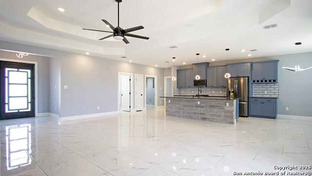 Listing photo id 28 for 792 Lake Valley