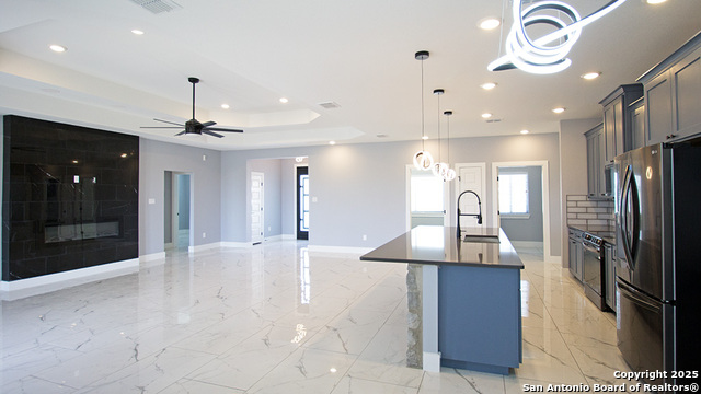 Listing photo id 29 for 792 Lake Valley