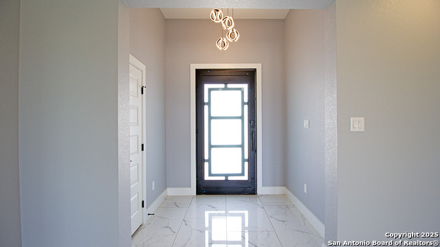 Listing photo id 31 for 792 Lake Valley