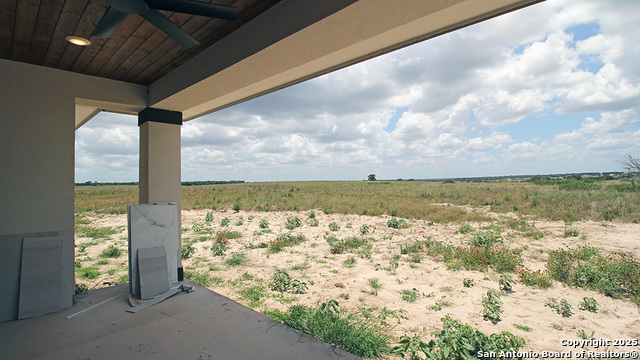Listing photo id 37 for 792 Lake Valley