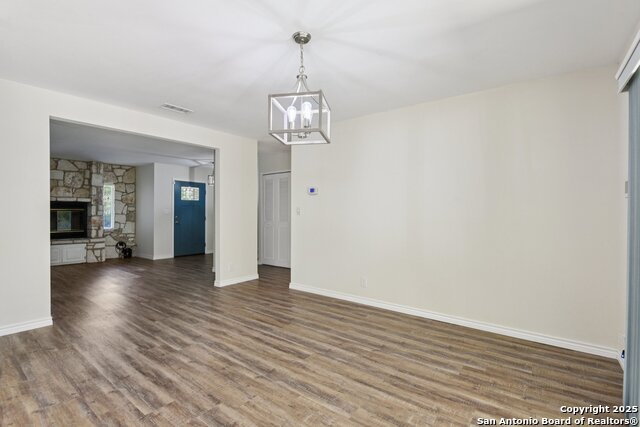 Image 10 of 41 For 6630 Spring Hollow