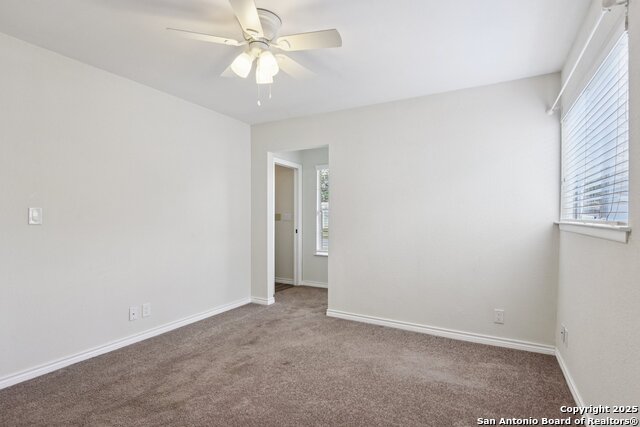 Image 30 of 41 For 6630 Spring Hollow