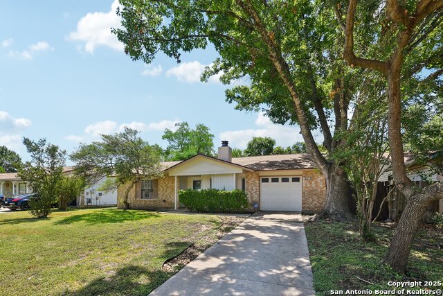 Image 4 of 41 For 6630 Spring Hollow